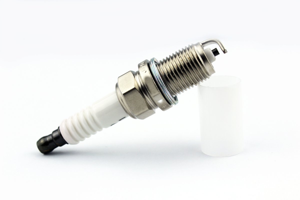 Spark Plugs Toyota - 90919-01164 - YIHE Auto Parts